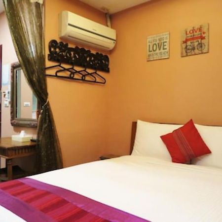 Dharmatala Inn Καλκούτα Εξωτερικό φωτογραφία